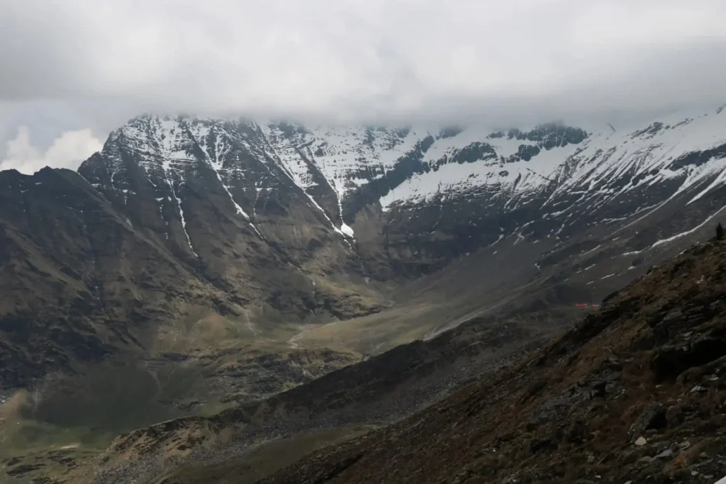 Mighty Himalayan peaks shrouded in cloud on Roopkund trek