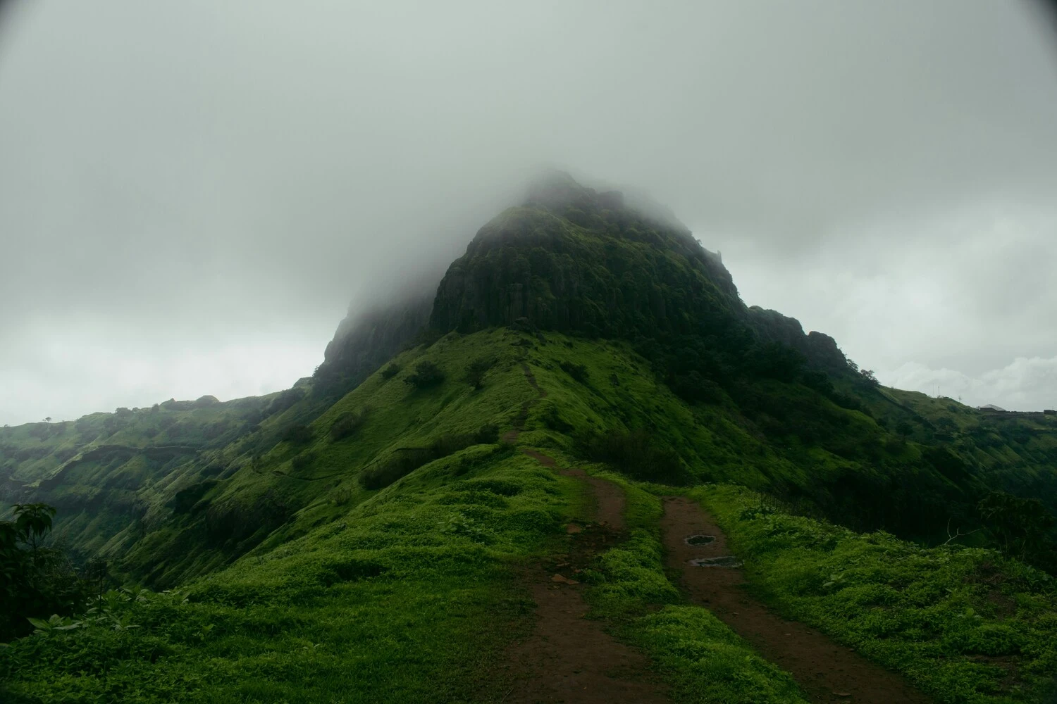 Rajgad Trek in Maharashtra is a thrilling trek, offering majestic view of the Western Ghats.